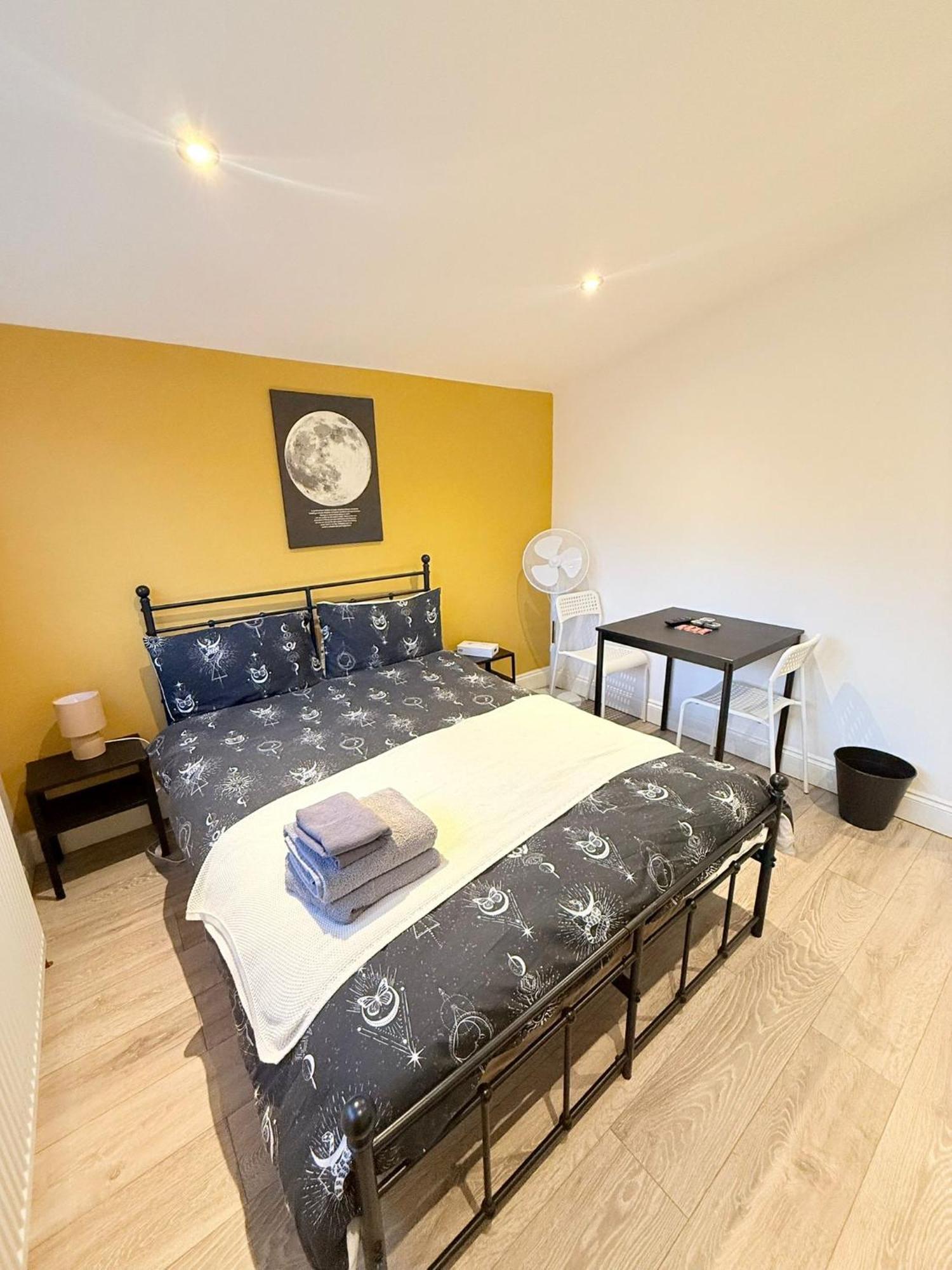 15 Min To Central London Guest Suites 22 エクステリア 写真